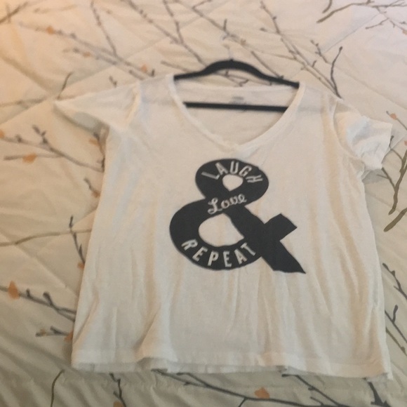 Graphic tee - Picture 3 of 3